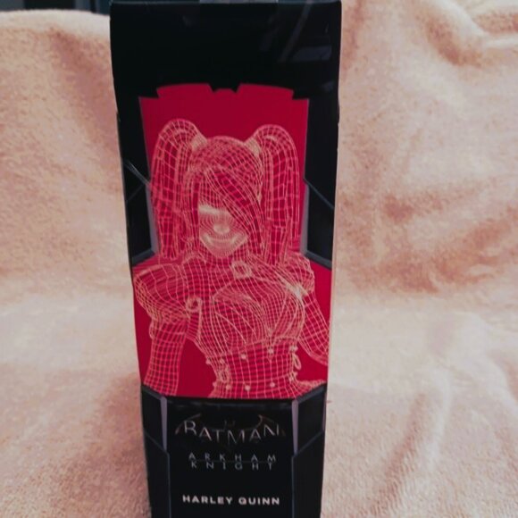 Batman Arkham Knight Harley Quinn Action Figure - Picture 4 of 7